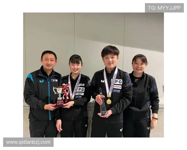 张本智和家的冰箱里塞满了能量饮料，训练完直接对瓶吹